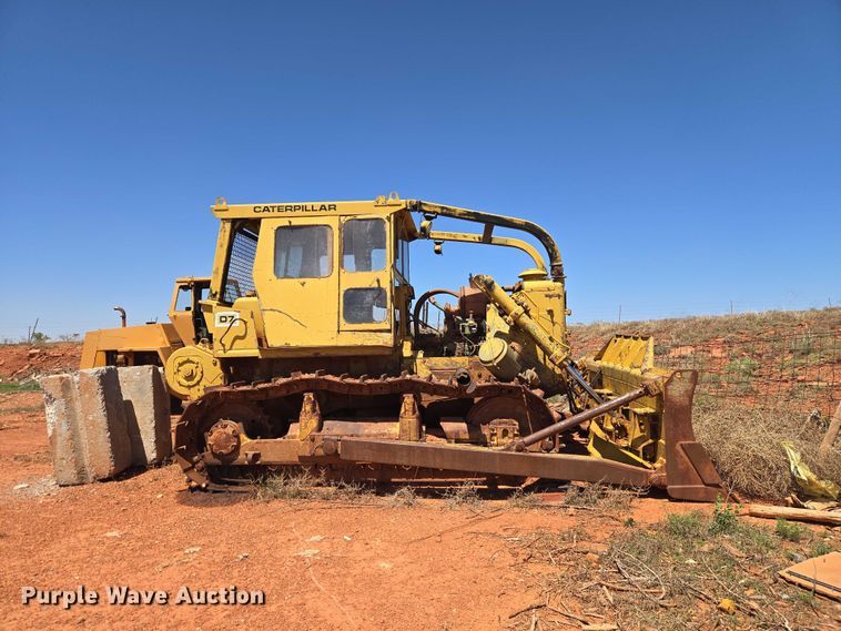 image for item ET5047 1972 Caterpillar D7F dozer