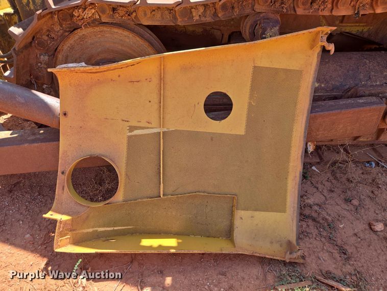 image for item ET5047 1972 Caterpillar D7F dozer