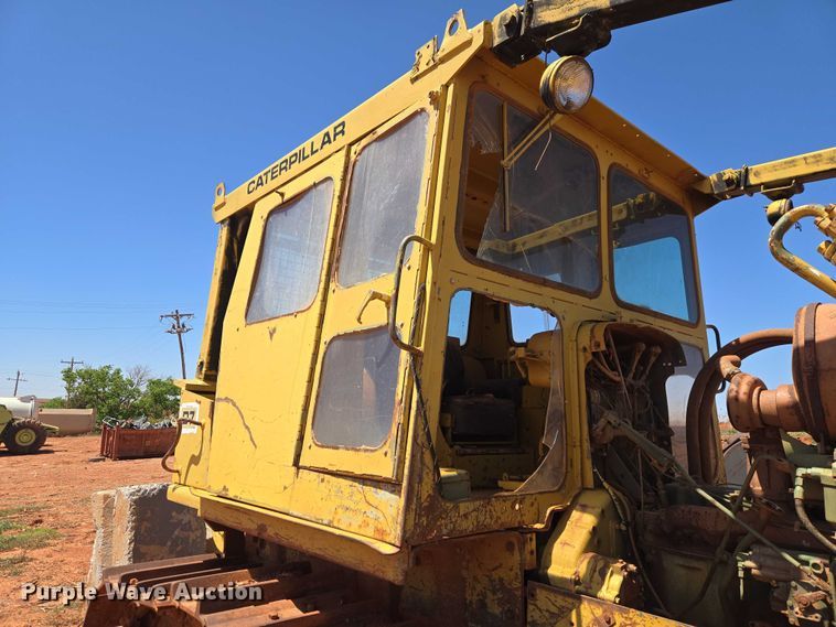 image for item ET5047 1972 Caterpillar D7F dozer