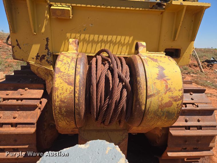 image for item ET5047 1972 Caterpillar D7F dozer