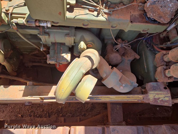 image for item ET5047 1972 Caterpillar D7F dozer