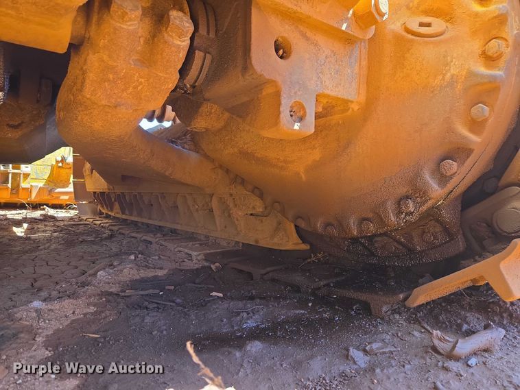 image for item ET5047 1972 Caterpillar D7F dozer