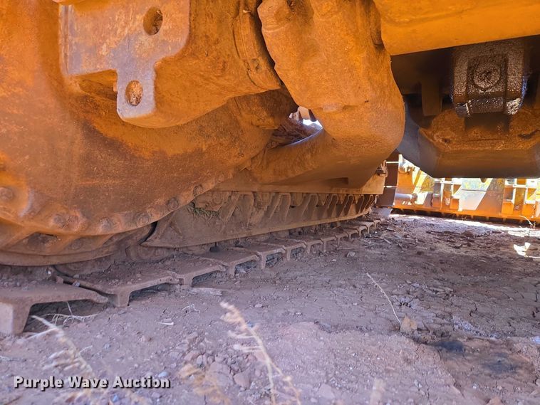 image for item ET5047 1972 Caterpillar D7F dozer