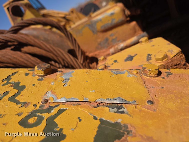 image for item ET5047 1972 Caterpillar D7F dozer