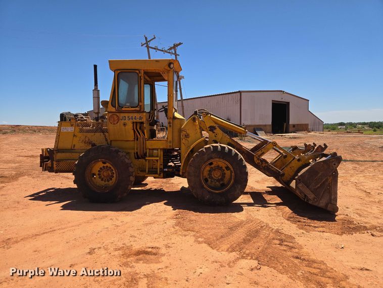 image for item ET5048 1973 John Deere JD 544-AC wheel loader