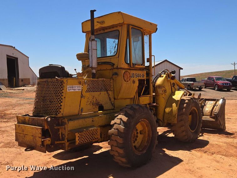 image for item ET5048 1973 John Deere JD 544-AC wheel loader