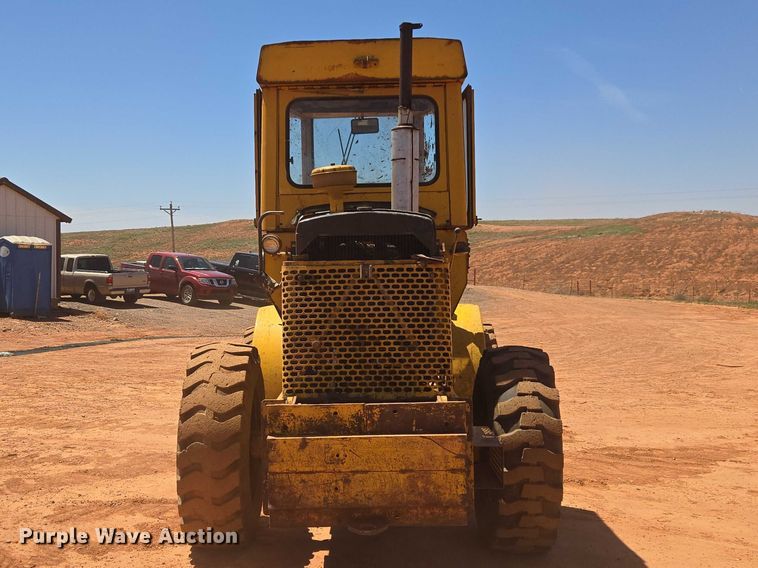 image for item ET5048 1973 John Deere JD 544-AC wheel loader