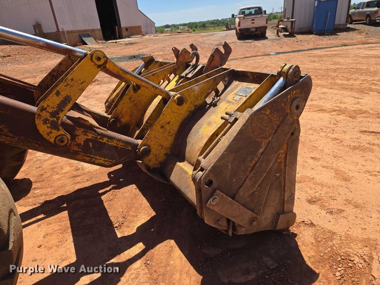 image for item ET5048 1973 John Deere JD 544-AC wheel loader