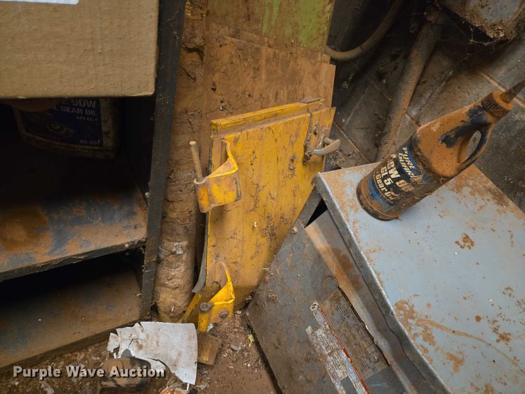 image for item ET5048 1973 John Deere JD 544-AC wheel loader