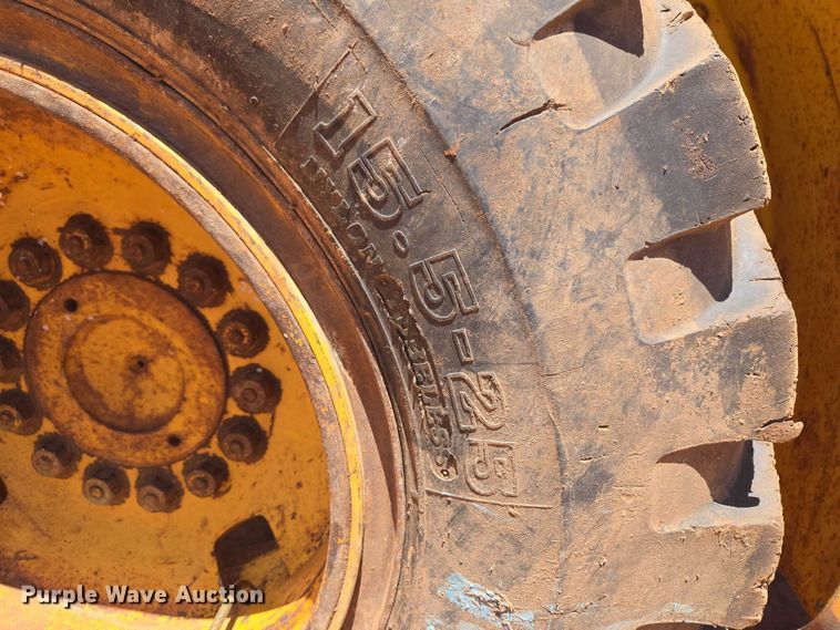 image for item ET5048 1973 John Deere JD 544-AC wheel loader