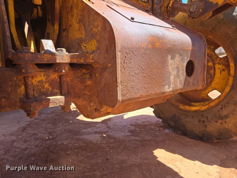 image for item ET5048 1973 John Deere JD 544-AC wheel loader