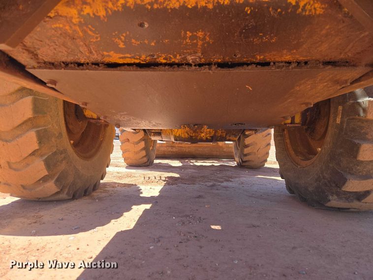 image for item ET5048 1973 John Deere JD 544-AC wheel loader