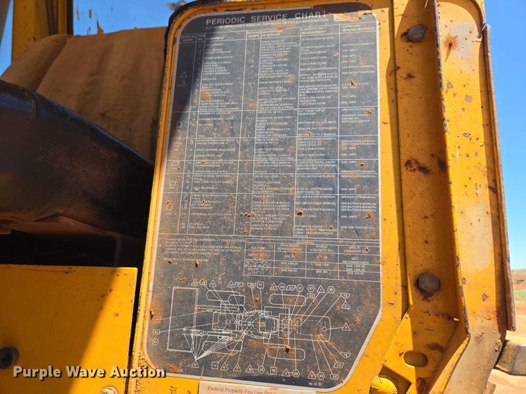 image for item ET5048 1973 John Deere JD 544-AC wheel loader
