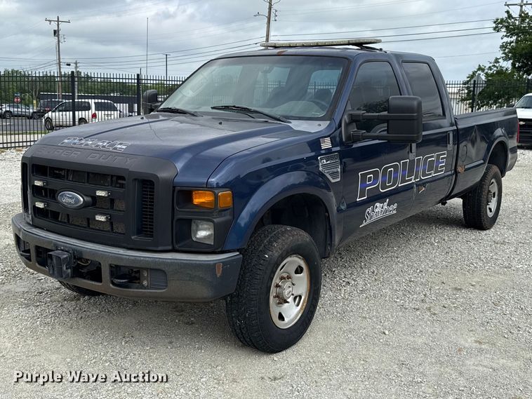 image for item ET6004 2008 Ford F350 Crew Cab pickup truck