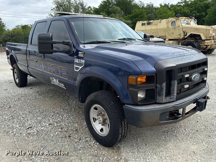 image for item ET6004 2008 Ford F350 Crew Cab pickup truck