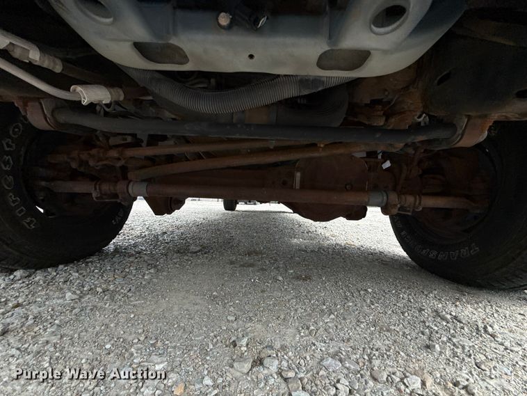 image for item ET6004 2008 Ford F350 Crew Cab pickup truck