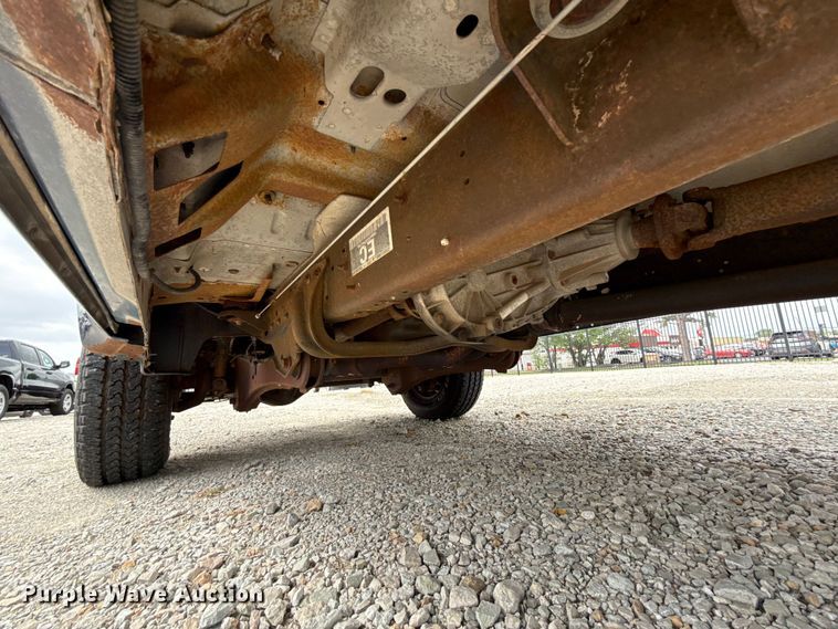 image for item ET6004 2008 Ford F350 Crew Cab pickup truck