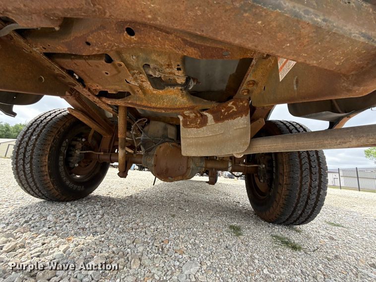 image for item ET6004 2008 Ford F350 Crew Cab pickup truck