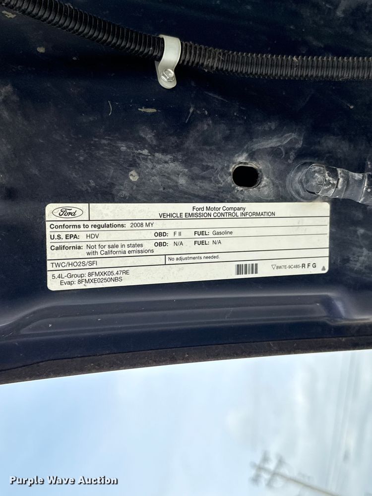 image for item ET6004 2008 Ford F350 Crew Cab pickup truck