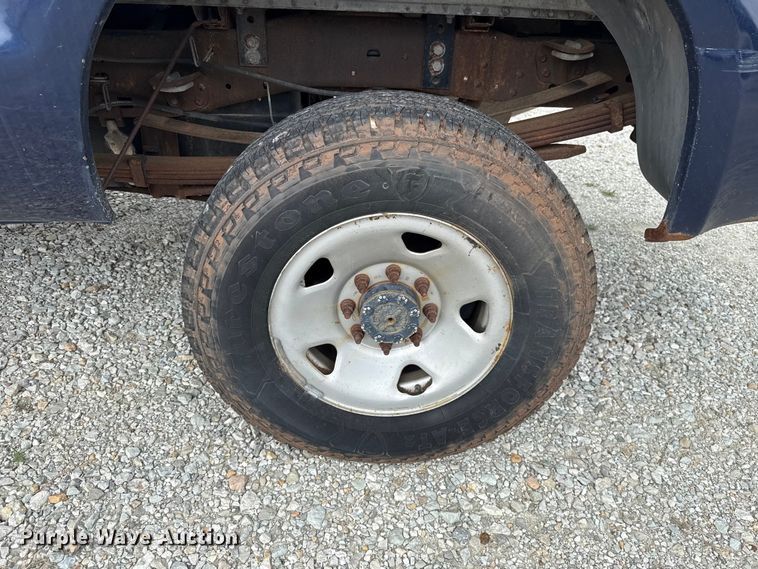 image for item ET6004 2008 Ford F350 Crew Cab pickup truck