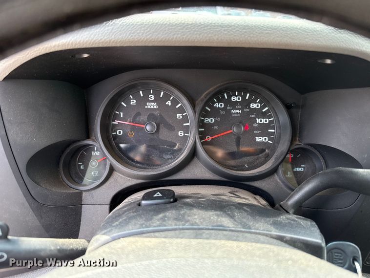 image for item ET6006 2011 Chevrolet Silverado 1500 Ext. Cab pickup truck