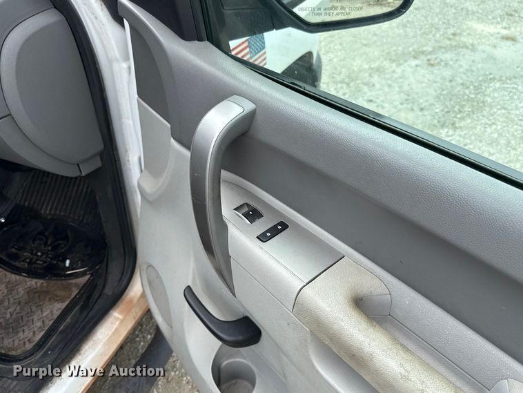 image for item ET6006 2011 Chevrolet Silverado 1500 Ext. Cab pickup truck