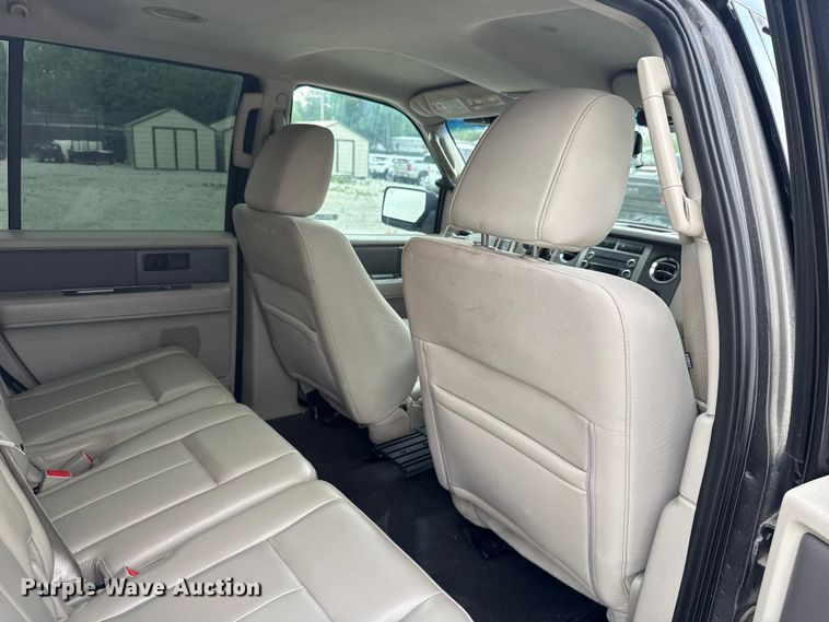 image for item ET6008 2010 Ford Expedition XLT SUV