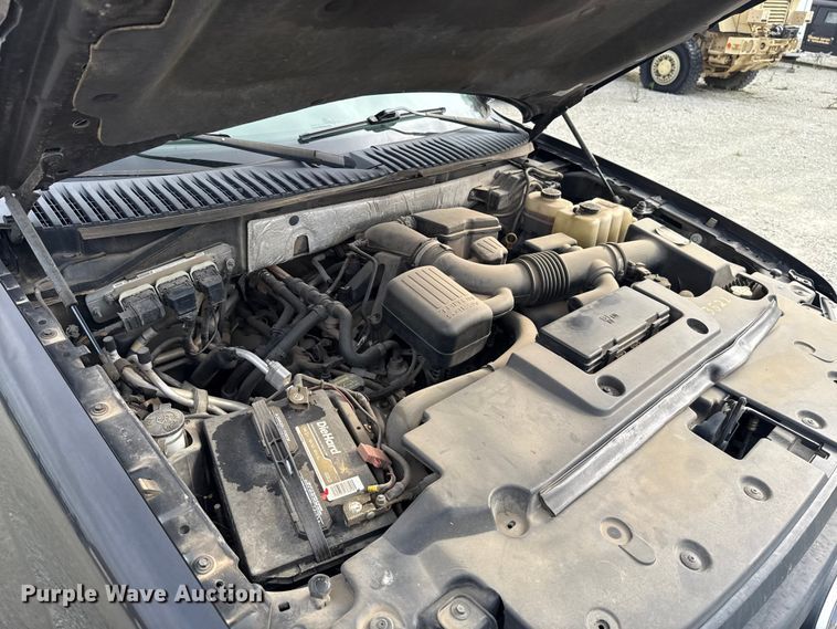 image for item ET6008 2010 Ford Expedition XLT SUV