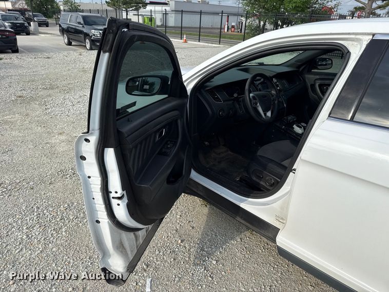 image for item ET6012 2014 Ford Taurus Police 