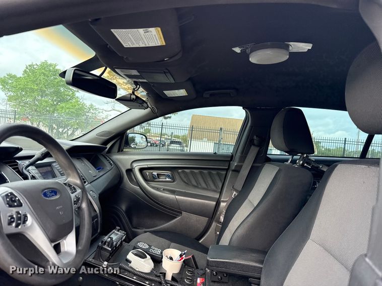 image for item ET6012 2014 Ford Taurus Police 
