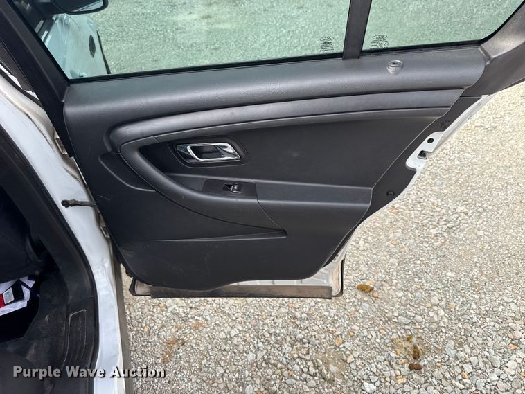 image for item ET6012 2014 Ford Taurus Police 