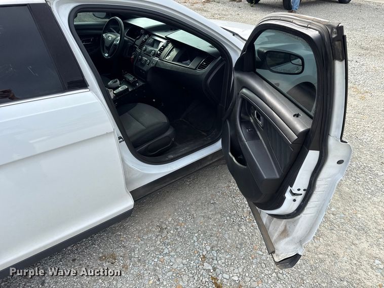 image for item ET6012 2014 Ford Taurus Police 