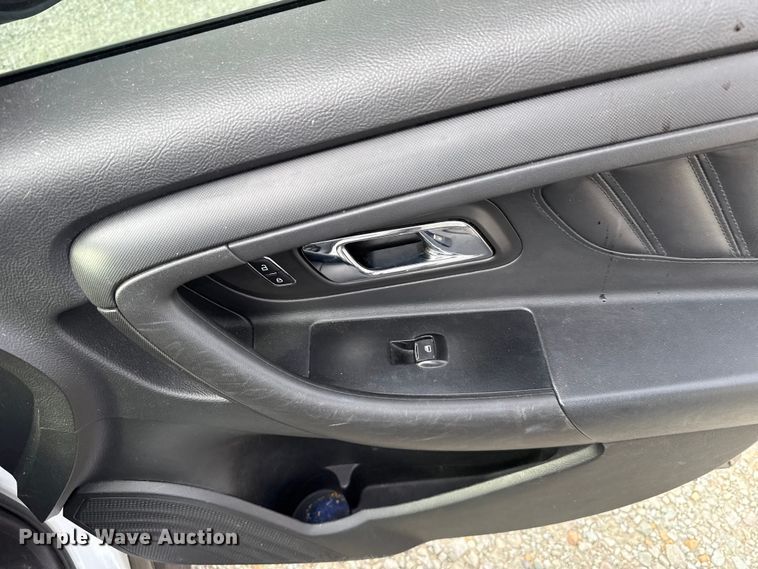 image for item ET6012 2014 Ford Taurus Police 
