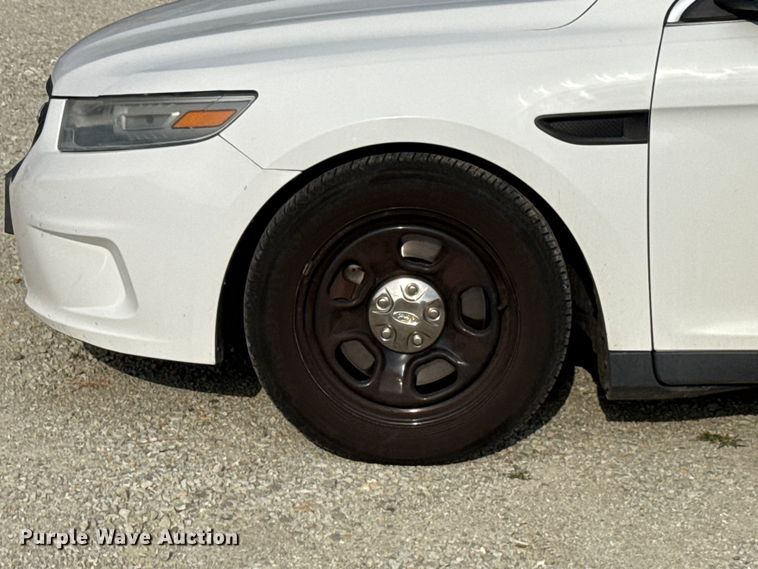 image for item ET6012 2014 Ford Taurus Police 
