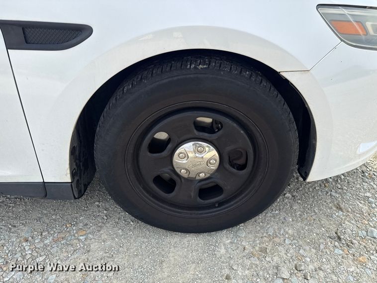 image for item ET6012 2014 Ford Taurus Police 