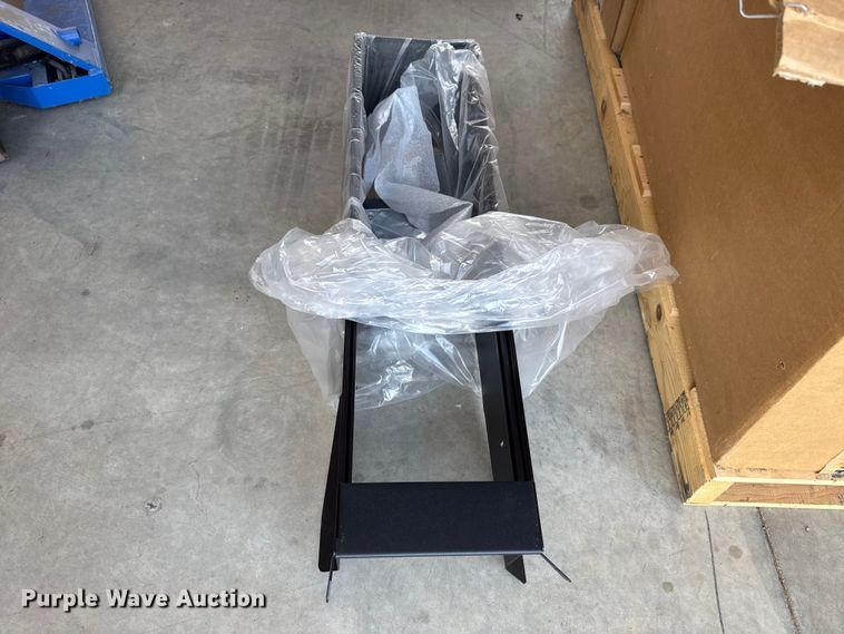 image for item ET6015 Lights and accessories