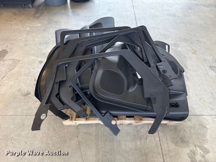 image for item ET6016 (8) Dodge Durango rear door panels