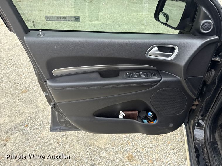 image for item ET6018 2020 Dodge Durango SSV SUV