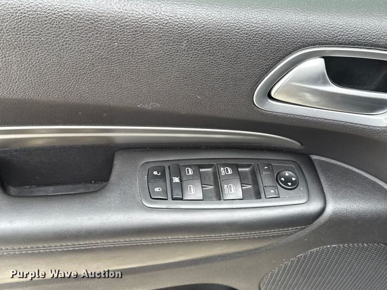 image for item ET6018 2020 Dodge Durango SSV SUV