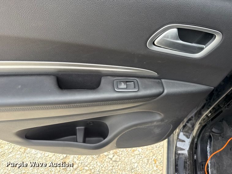 image for item ET6018 2020 Dodge Durango SSV SUV