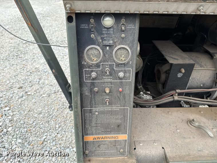 image for item ET6031 1999 T&J FL-1D light plant