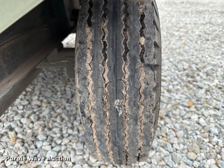 image for item ET6031 1999 T&J FL-1D light plant