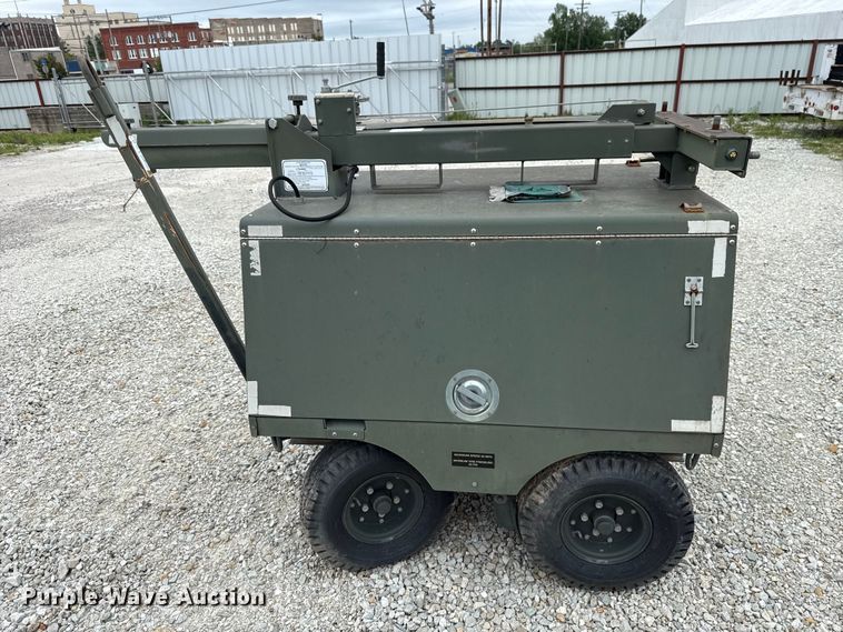 image for item ET6032 1999 T&J FL-1D light plant