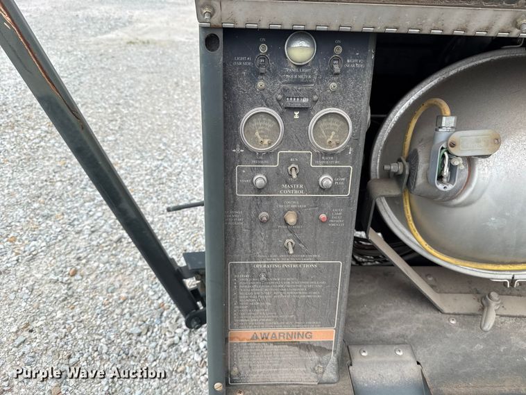 image for item ET6032 1999 T&J FL-1D light plant