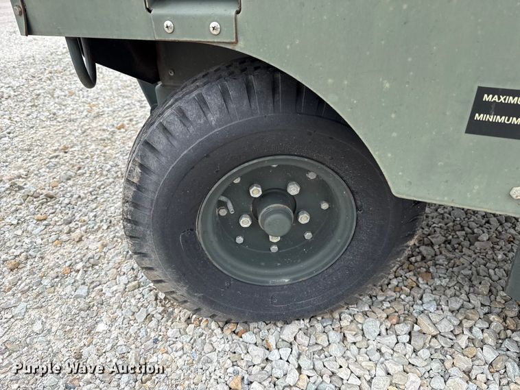 image for item ET6032 1999 T&J FL-1D light plant