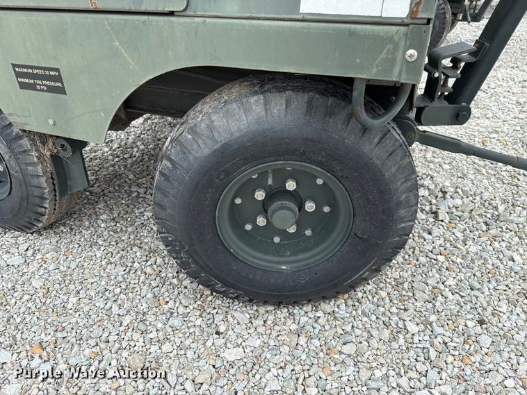 image for item ET6032 1999 T&J FL-1D light plant