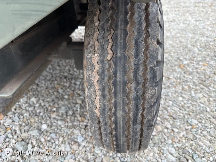 image for item ET6032 1999 T&J FL-1D light plant