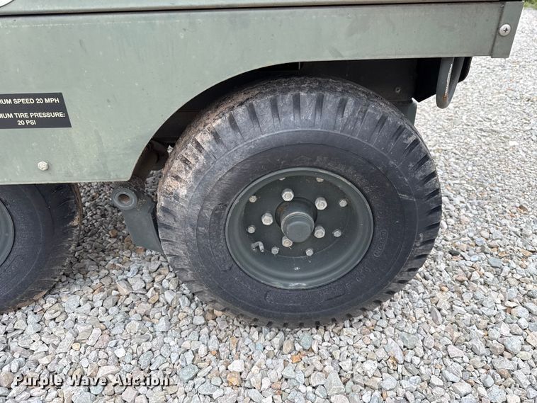 image for item ET6032 1999 T&J FL-1D light plant