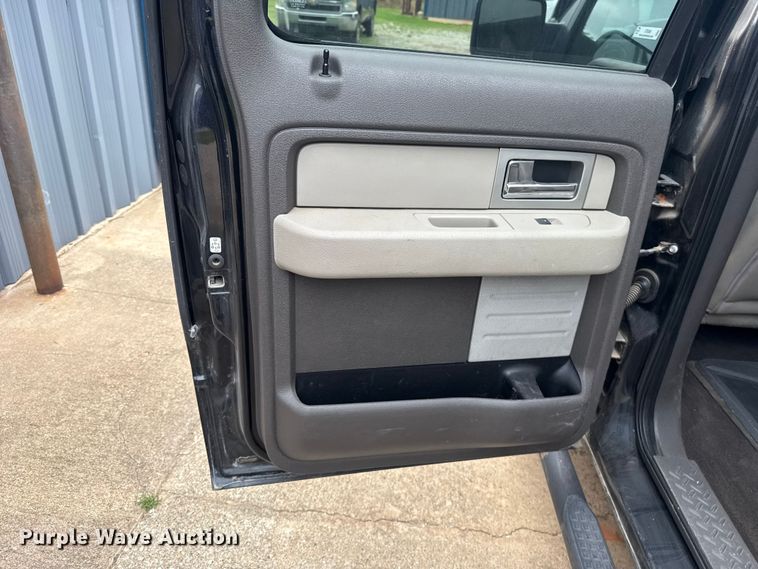image for item ET6086 2009 Ford F-150 Crew Cab pickup truck