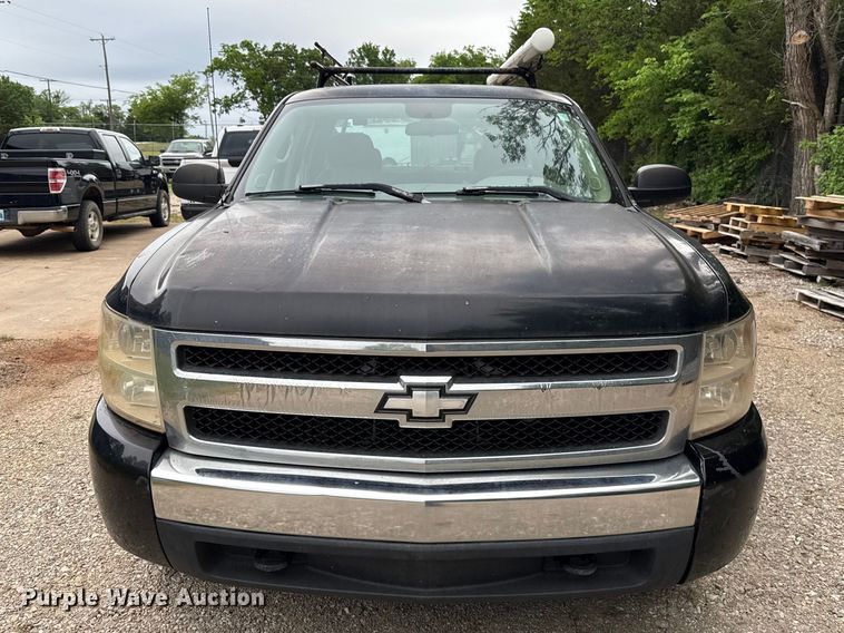 image for item ET6088 2008 Chevrolet Silverado 1500 Ext. Cab pickup truck